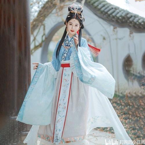 汉服女生爆料视频下载,传统服饰魅力与时尚碰撞